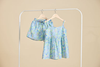 The Delilah set on a hanging rail - ce-jour la